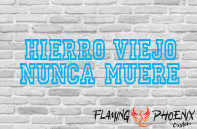 STICKER HIERRO VIEJO NUNCA MUERE UNIVERSITARIO