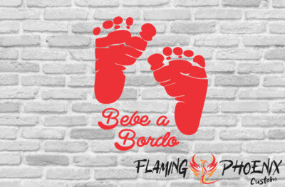 Vinyl sticker Bebe A Bordo Huellas